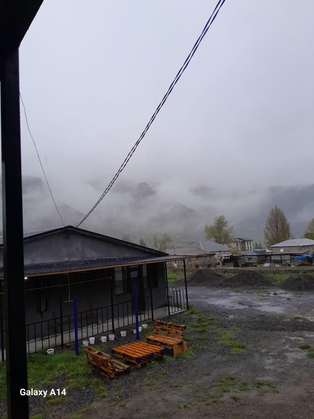 Nikolozi Hotell Kazbegi Exteriör bild