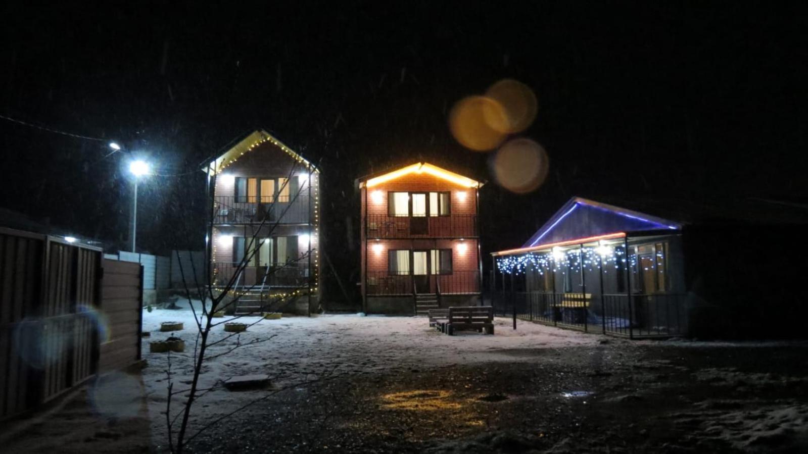 Nikolozi Hotell Kazbegi Exteriör bild
